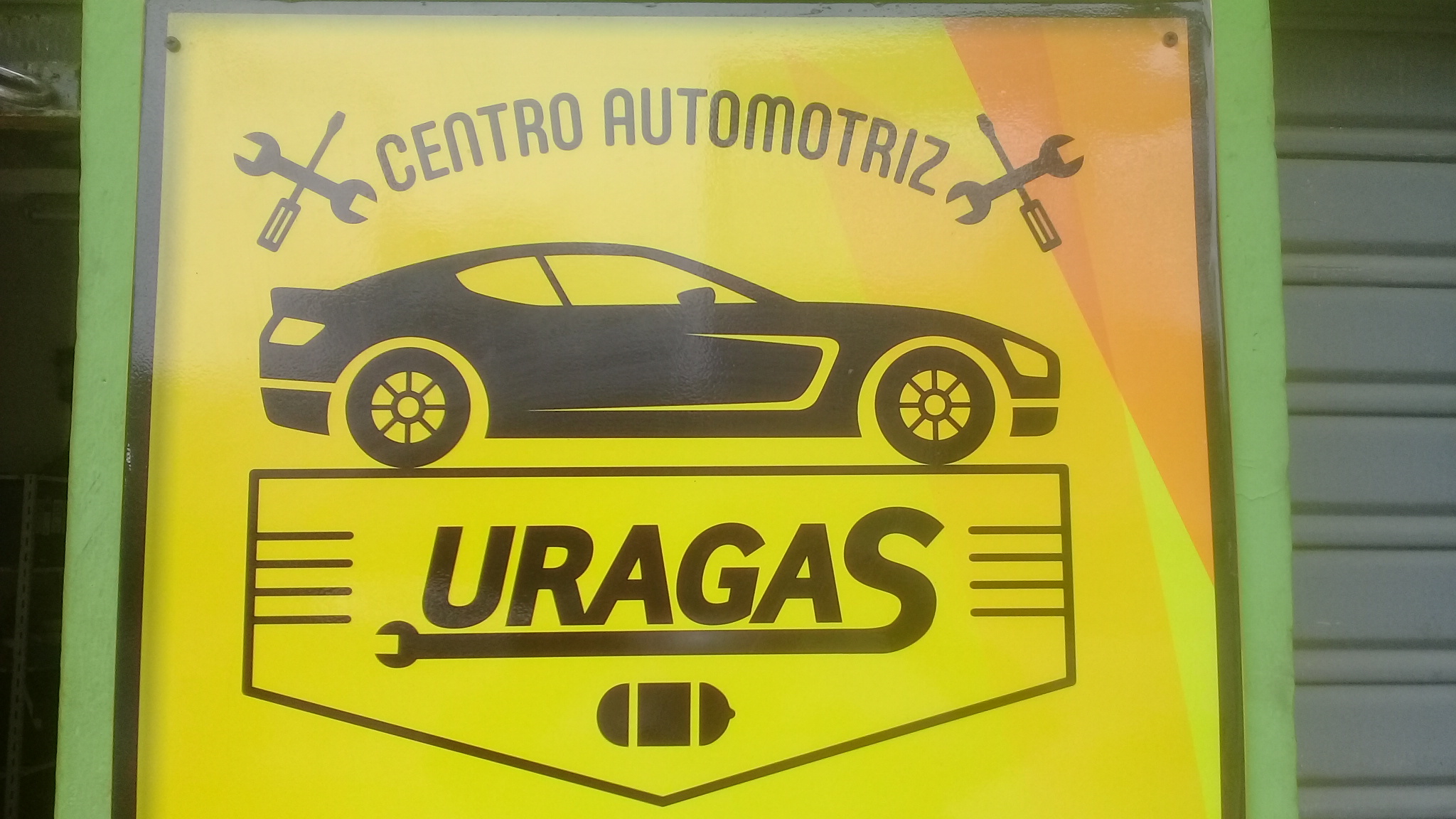 Uragas centro automotriz